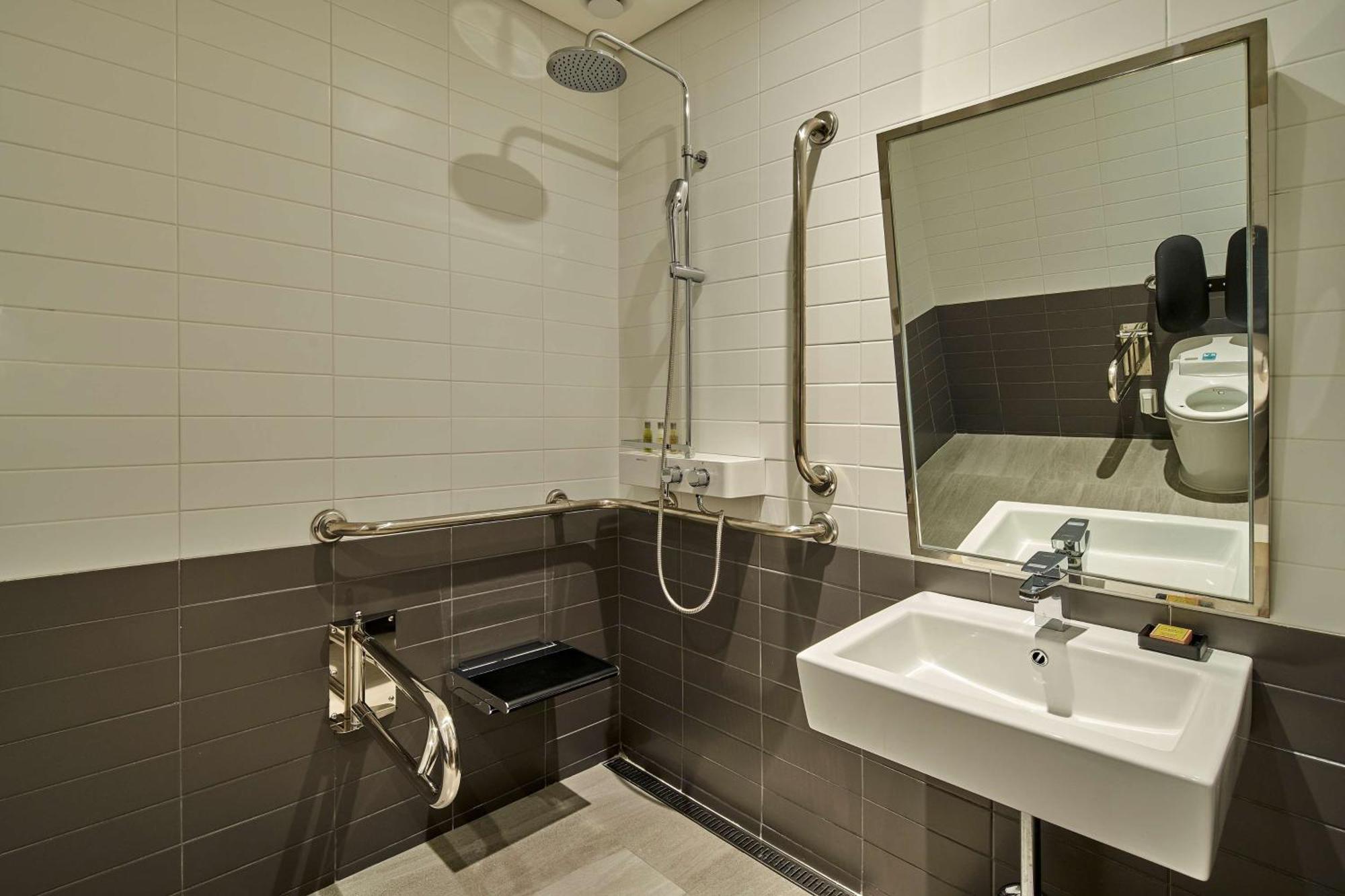 Hilton Garden Inn Seoul Gangnam Exterior foto